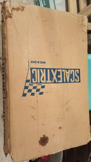 Scalextric GP 25 con sobre caja original exin