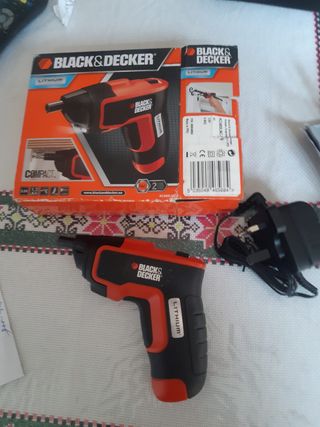Atornilladora Black & Decker Lithium
