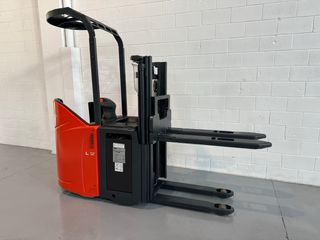Apilador Linde L12 1200kg Plataforma
