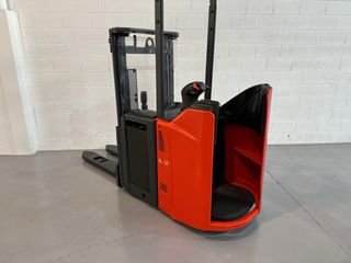 Apilador Linde L12 1200kg Plataforma