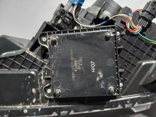 FARO DERECHO MITSUBISHI ECLIPSE CROSS (GK0W) 4B40