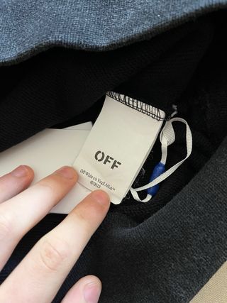 Felpa Off-White Putti con cartellino