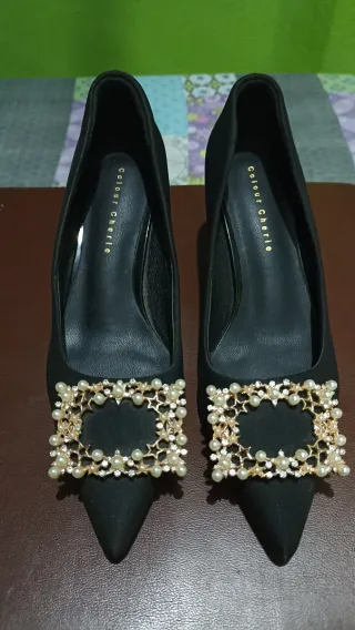 Zapatos fiesta Colour Cherie negros con pedrería