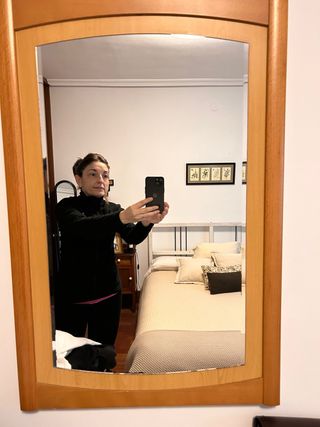 Specchio da parete in legno e vetro