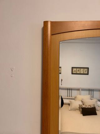 Specchio da parete in legno e vetro