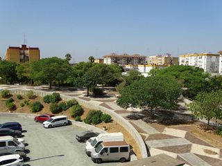 Piso en venta en La Plata en Sevilla