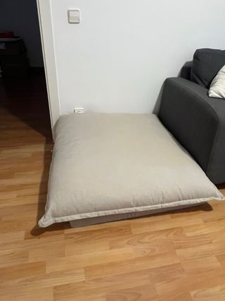 Pouf beige in tessuto