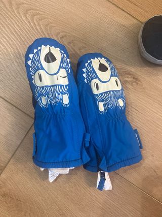 Botas de esquí para niños y guantes esquí