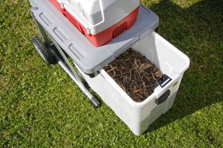 IKRA 81002880 - trituradora de jardín