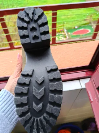 Sapatos verdes com franjas