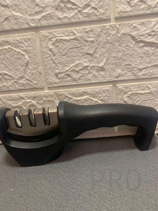 Affilatore per coltelli