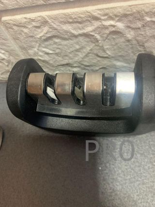 Affilatore per coltelli