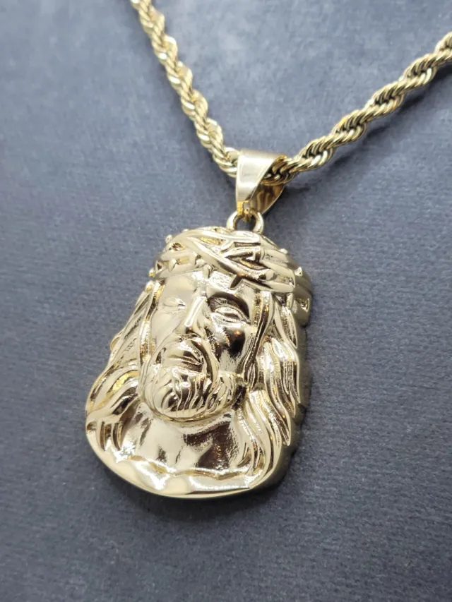 Colgante Jesucristo Acero Quirúrgico Chapado Oro
