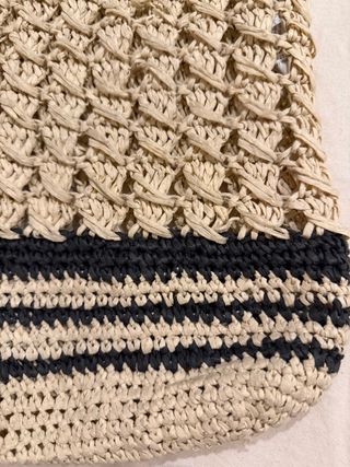 Bolso Zara Crochet Beige y Negro