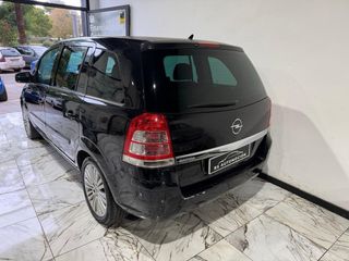 Opel Zafira 2012