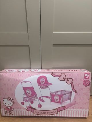 Set 3 Piezas Hello Kitty: Coche, Trona y Cuna