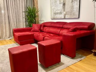 Sofá modular rojo de tela y ante