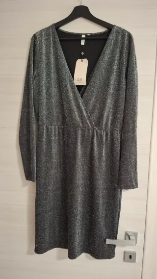 Tubino nero e argento + collant