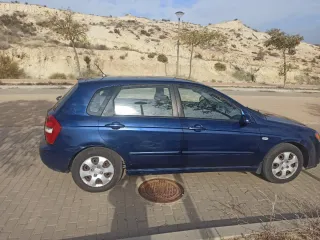KIA Cerato 2006