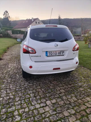 Nissan Qashqai+2 2011