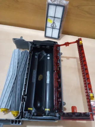 Carrello spazzole Roomba