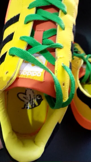 Zapatillas Adidas Superstar  l abeille Amarillas N
