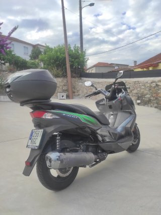 Kawasaki J300 ABS Special Edition