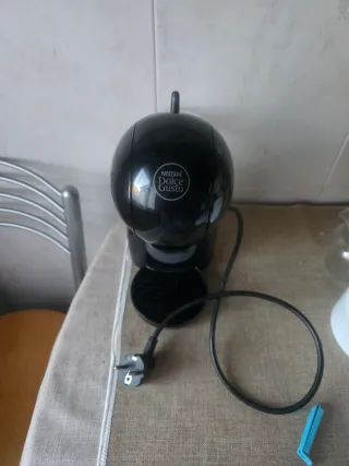 Macchina da caffè Dolce Gusto nera