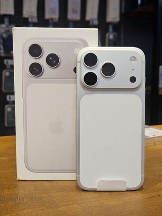 IPHONE 17 PRO 256GB ARGENTO NUOVO