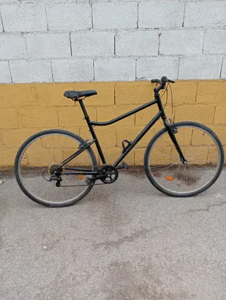 Bicicleta BTWIN Negra
