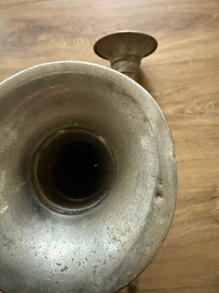 2 Trombe per clacson d'auto d'epoca e lotto di fiammiferi