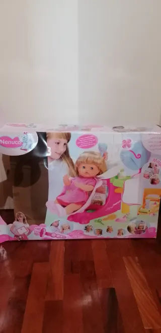 Nenuco Parrucchiera con asciugacapelli