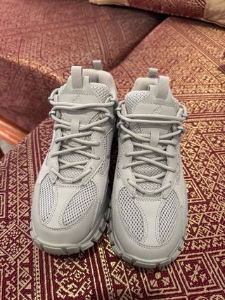 Zapatillas Fila grises