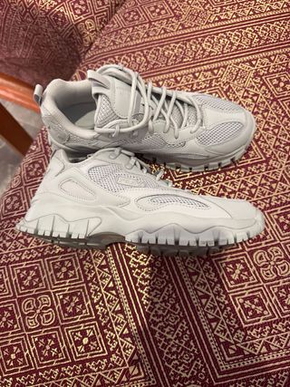 Zapatillas Fila grises