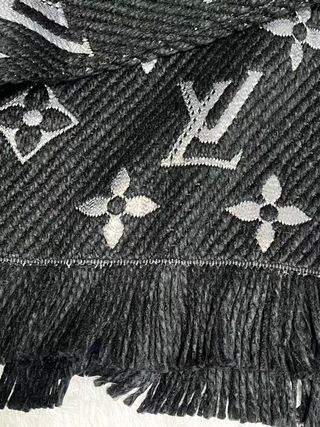 Bufanda  Negra y Plateada