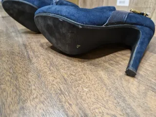 Botines de tacón azul