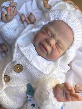 Bebé Reborn Pelito Pintado