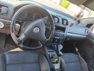 Volkswagen Golf 2006
