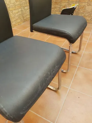 Mesa cristal y 4 sillas comedor