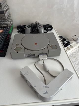 Consola PS1 + Multitap + Mando