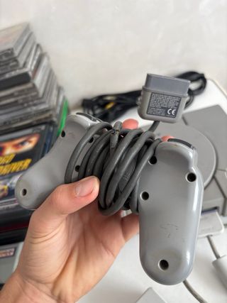Consola PS1 + Multitap + Mando