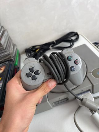 Consola PS1 + Multitap + Mando