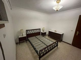 Piso en alquiler en Parque Alcosa - Jardines del Edén en Sevilla