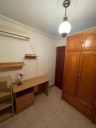 Piso en alquiler en Parque Alcosa - Jardines del Edén en Sevilla