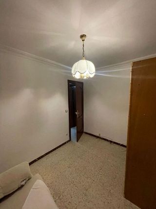 Piso en alquiler en Parque Alcosa - Jardines del Edén en Sevilla