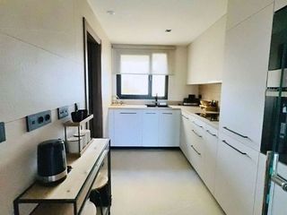 Piso en venta en Los Naranjos - Las Brisas en Marbella