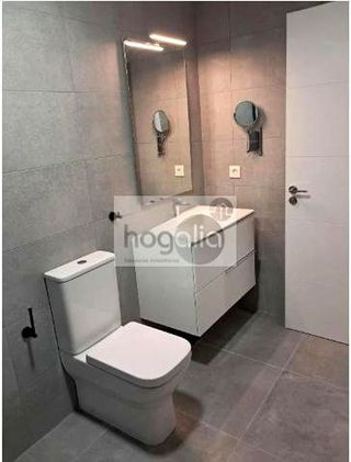 Piso en alquiler en Colores - Entreparques en Sevilla