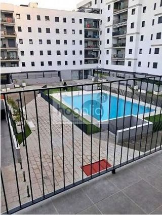 Piso en alquiler en Colores - Entreparques en Sevilla