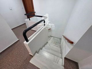 Oficina en alquiler en Elda