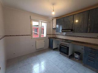 Piso en alquiler en La Arena en Gijón